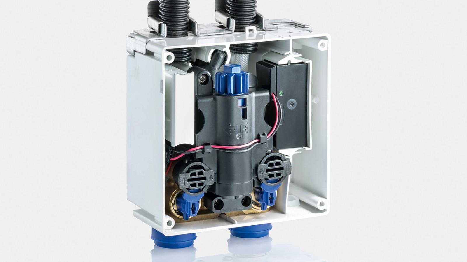 Thermostatic mixer for added safety and convenience Thermostatic mixer for added safety and convenience