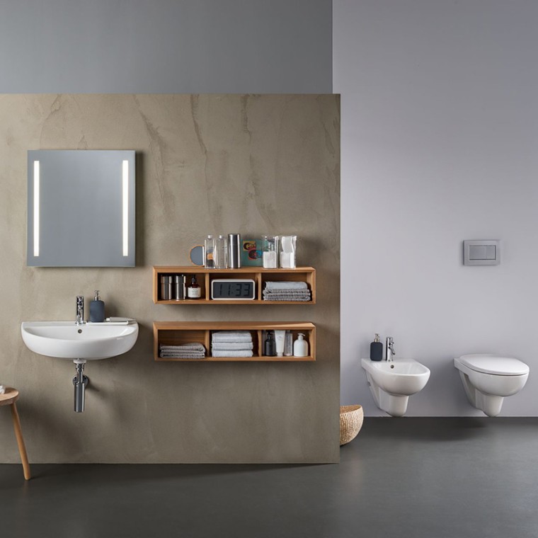 Bathroom with Geberit Selnova toilet, bidet and washbasin Bathroom with Geberit Selnova toilet, bidet and washbasin