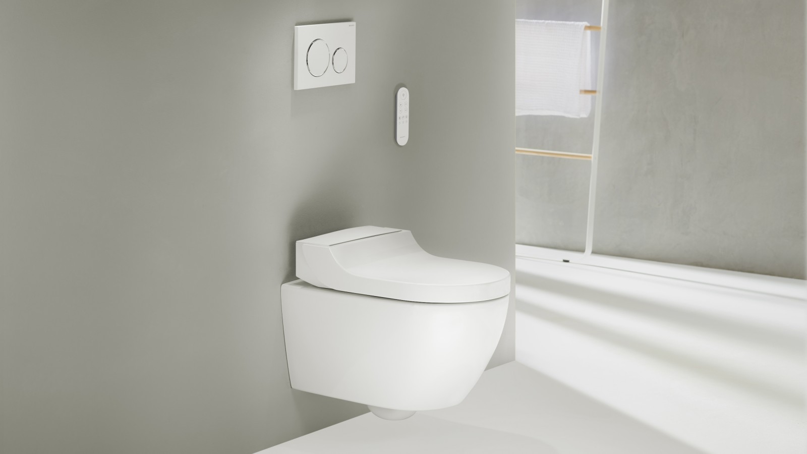 Geberit AquaClean Tuma Comfort with Sigma20 remote control