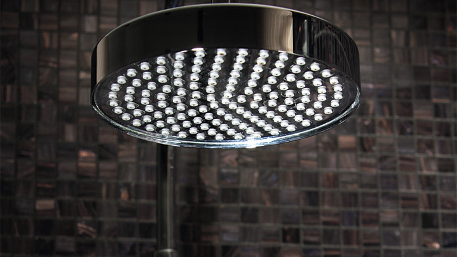 Showers are a possible source of legionella infection Showers are a possible source of legionella infection