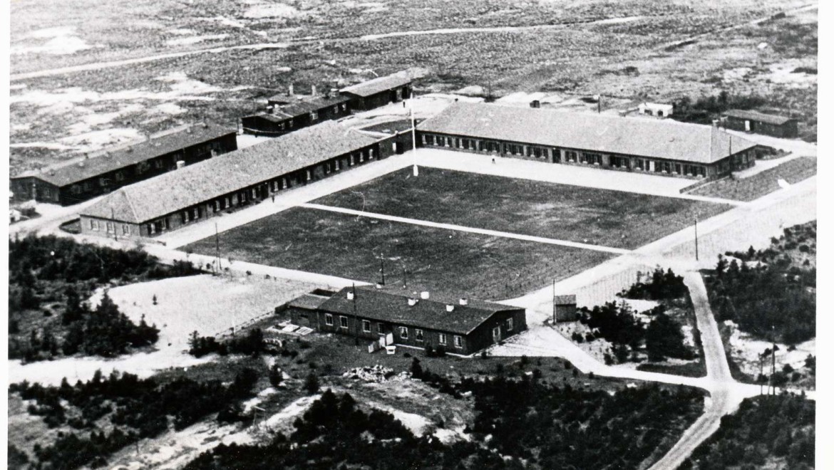 In 1945, Denmark's largest refugee camp was established in Oksbøl (© Blåvandshuk Local History Archive)