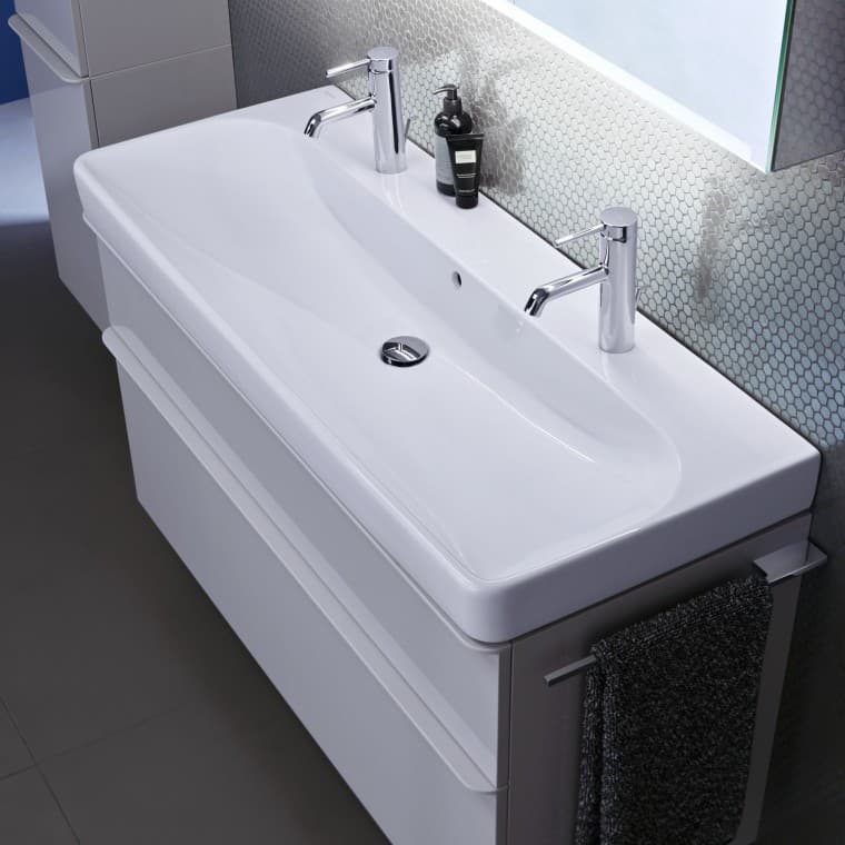Geberit Smyle double washbasin in white with handle Geberit Smyle double washbasin in white with handle