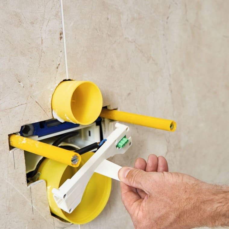 Geberit Power & Connect box during installation Geberit Power & Connect box during installation